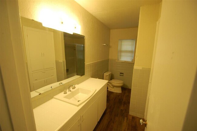 Building Photo - 109 Berkshire Ln