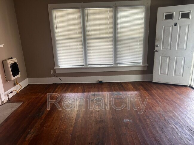 Foto del edificio - 418 Greenwood Ave