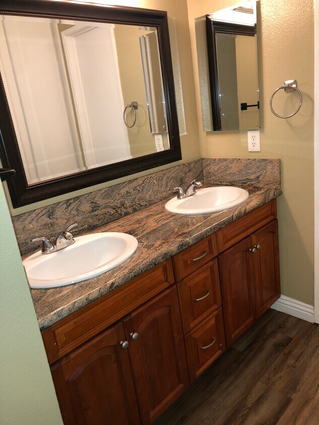 7332 Stewart and Gray Rd Unit B, Downey, CA 90241 Condo for Rent in Downey, CA