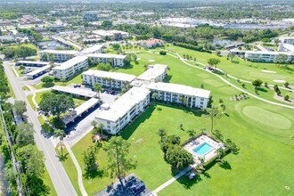 Building Photo - 1740 Pine Valley Dr