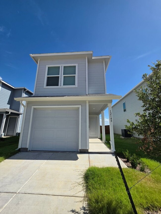 Building Photo - Your Next Chapter Starts Here: 4-Bedroom Home in Providence Village