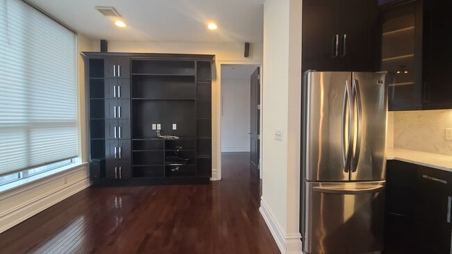 Foto del edificio - 3121 Central Ave