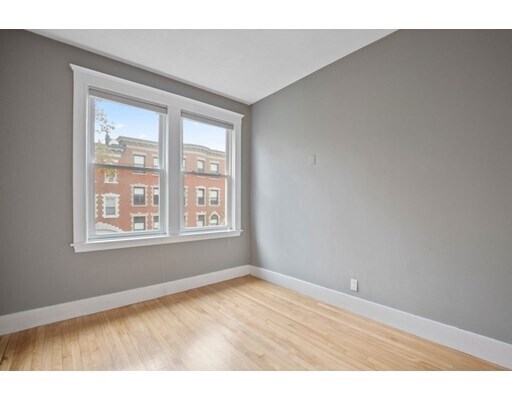 Building Photo - 23 Claflin Rd