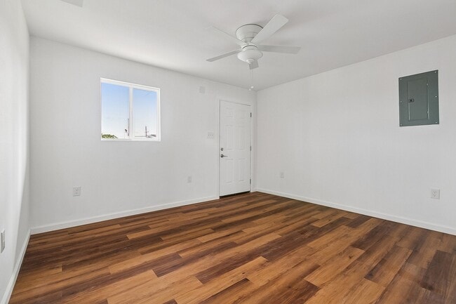 Photo - 3318 Broadway St Apartment