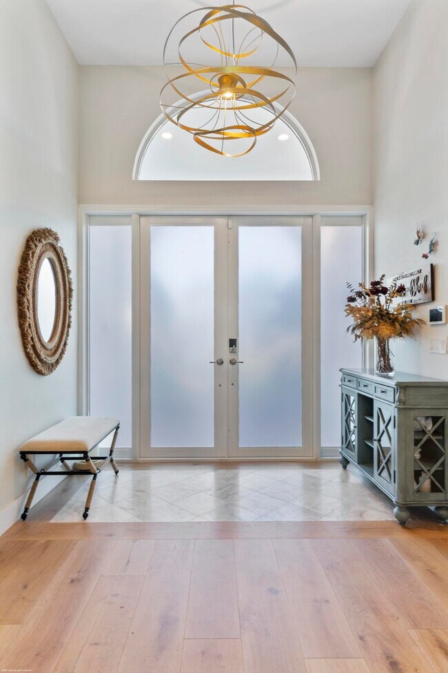 Foto del edificio - 15611 Milan Ct