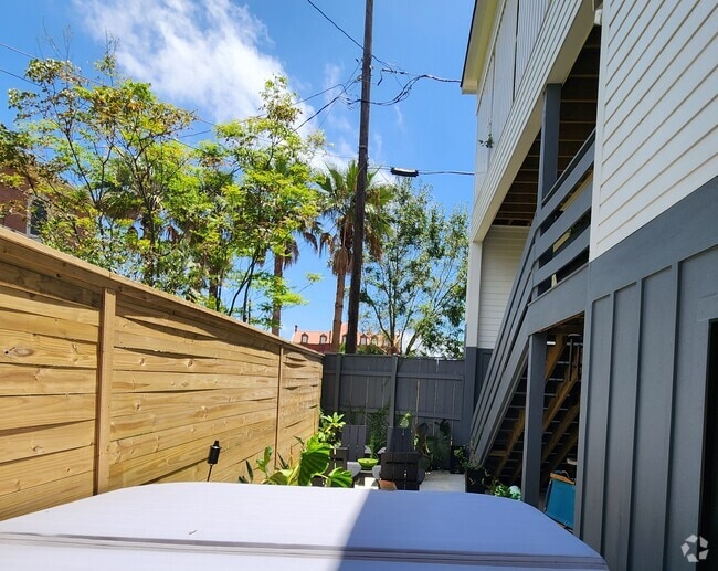 Building Photo - 2625 Avenue H