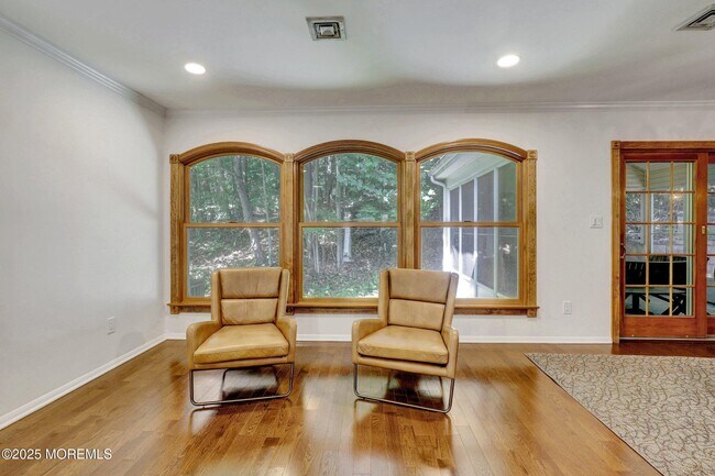Building Photo - 3 Galewood Dr
