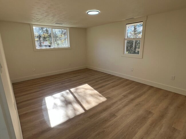 Foto del edificio - 3367 Parnell Dr