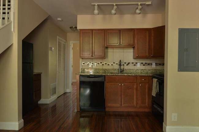 Building Photo - 2417A S 10th St St. Louis , Mo, 63104