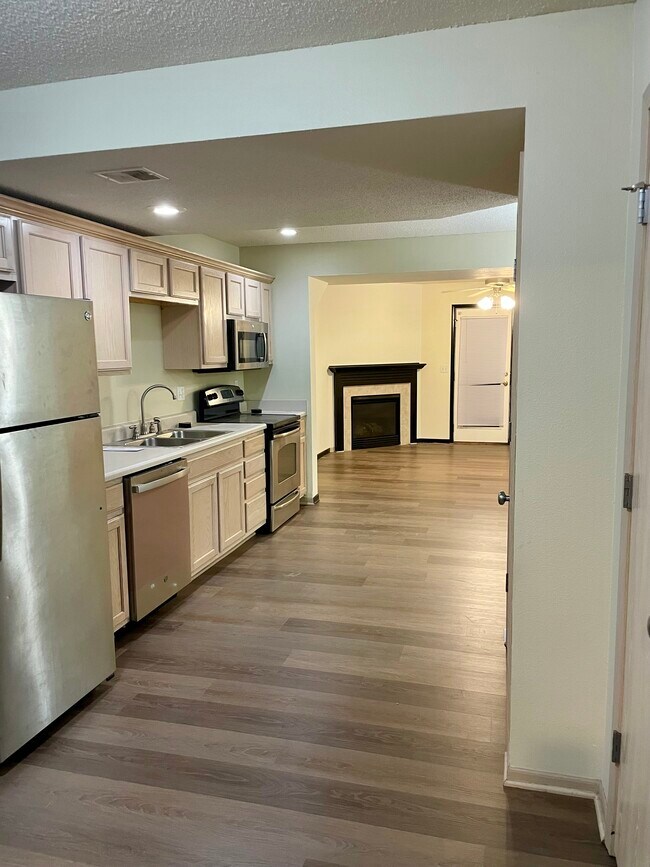 Foto del edificio - 2135 SW Gooseberry Ln