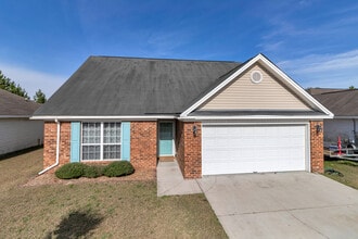 Building Photo - 26 Bostwick Dr