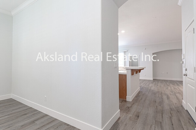 Building Photo - 611 Brookhurst Blvd