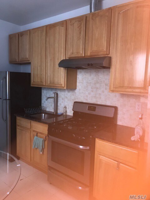 Foto del edificio - 30-25 46th St