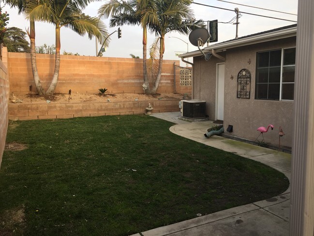 fenced back yard - 742 Cordelia Ave