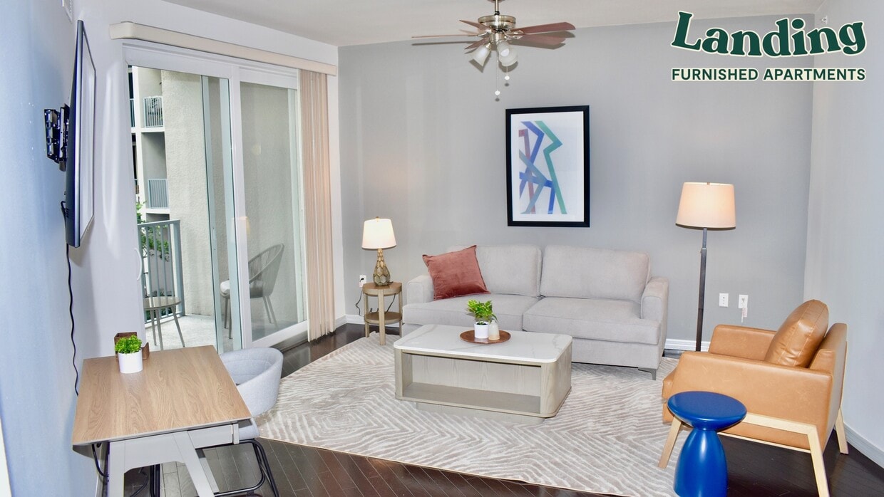 Fort Lauderdale, 
                        , –