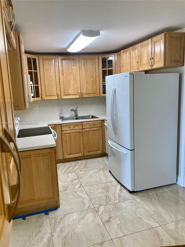 Foto del edificio - 13951 Kendale Lakes Cir