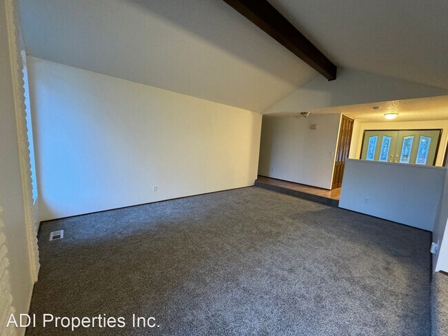 Building Photo - 3 br, 2.5 bath House - 2900 NW 154th Ave