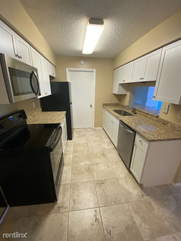Foto del edificio - 2 br, 2 bath Condo - 3999 NW Cinnamon Circle