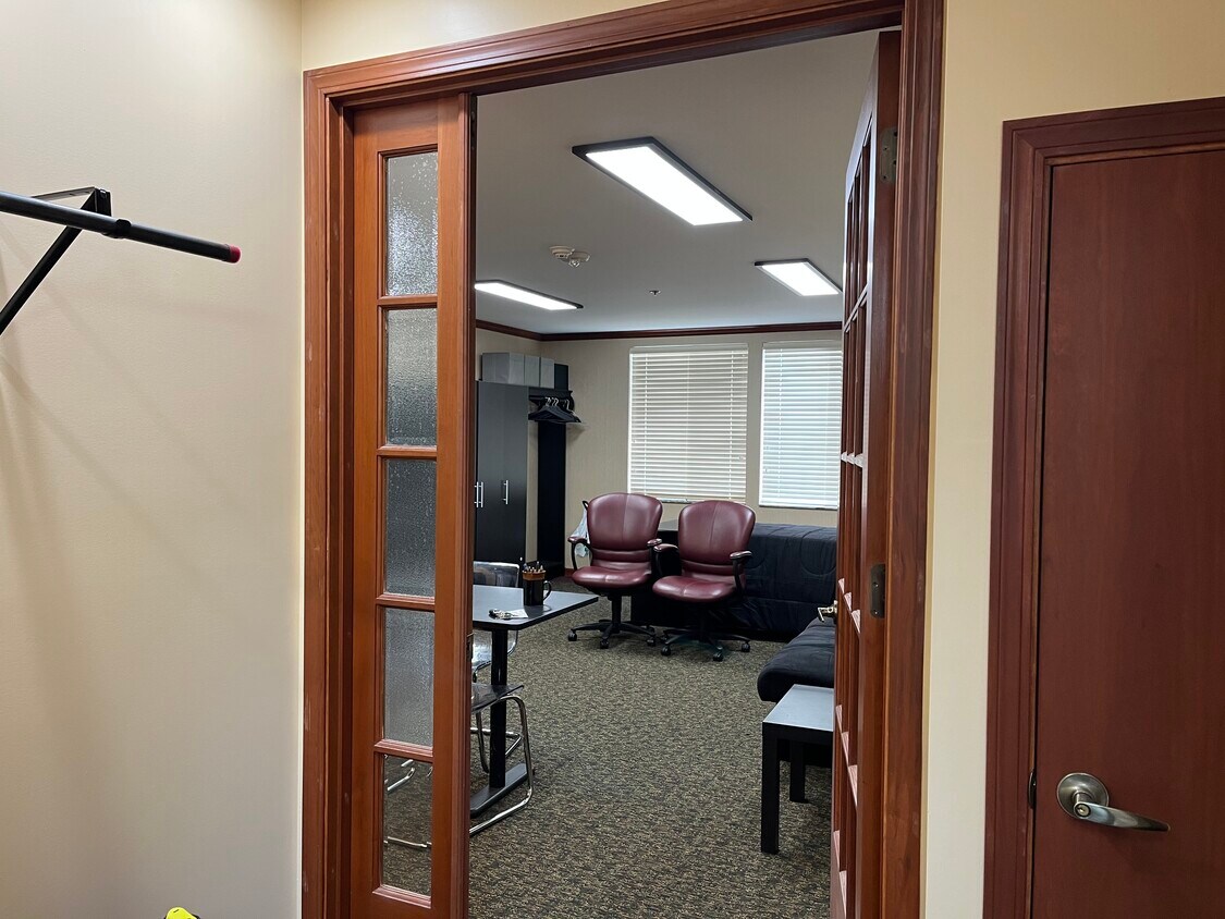 Foto principal - 163 N Greenleaf St
