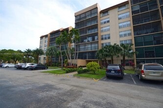 Building Photo - 3821 Environ Blvd