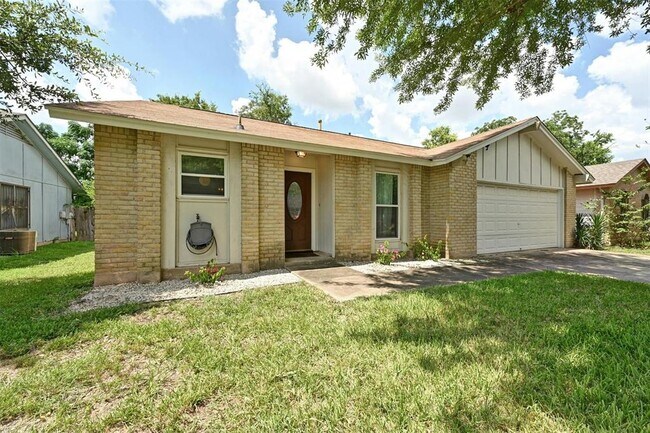 Building Photo - 4613 Cedargrove Dr