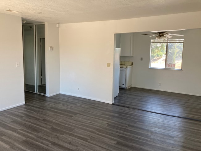 Foto del edificio - 1518 Moorpark Ave