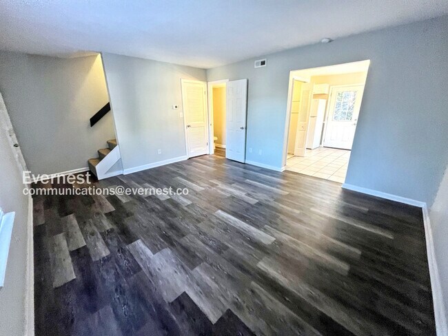 Foto del edificio - 701 Summit Ave
