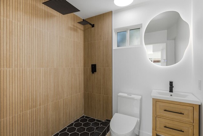 Building Photo - Stunning New Construction in Mission Hills – 2BR/2BA – Going Quick |4 Weeks of Free Rent + Free A...