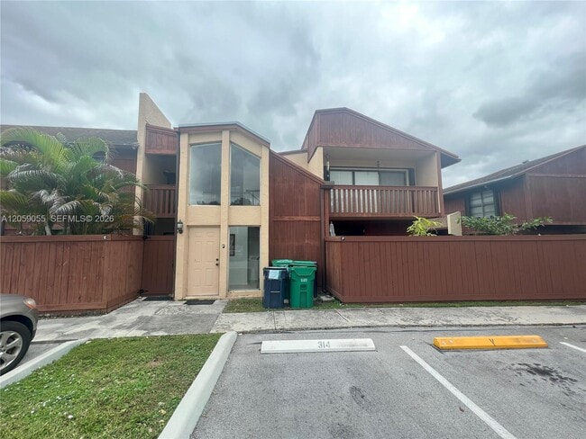 Building Photo - 6211 SW 116th Pl