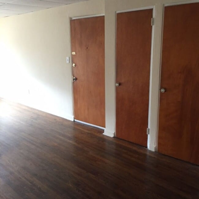 Foto del edificio - 596 Lowell Ave