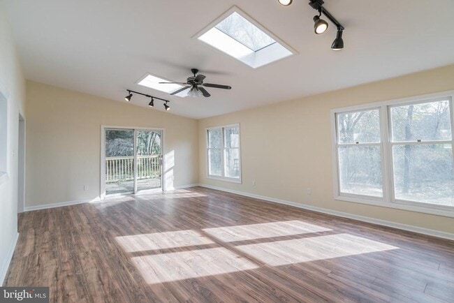 Foto del edificio - 414 Windsor Cir
