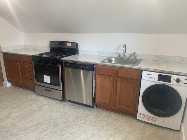 Foto del edificio - 129 3rd St