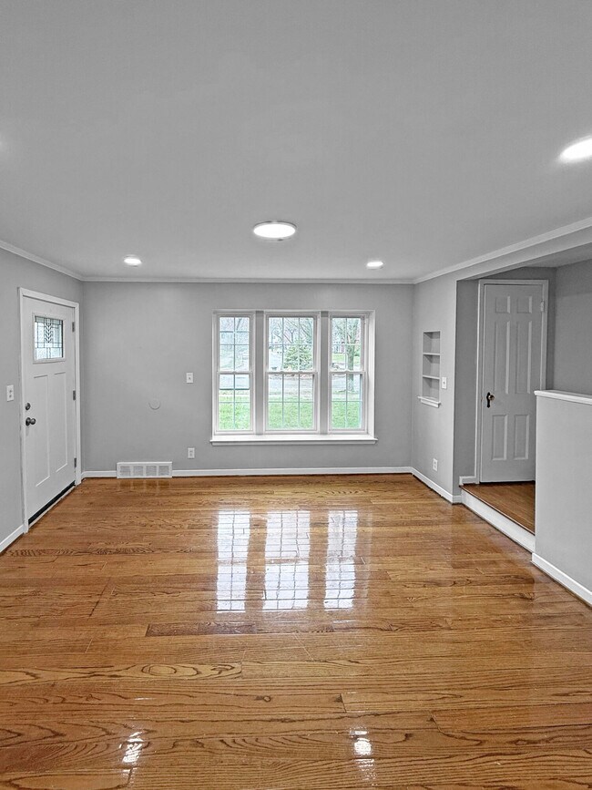 Foto del edificio - 3746 Brewster St