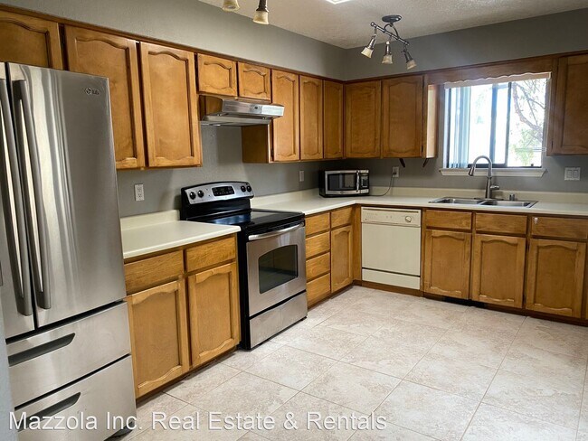 Building Photo - 2 br, 2 bath House - 5739 Manzanillo Lp NE