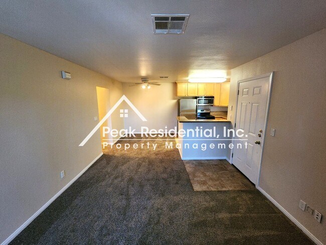 Photo - Tallyho3715 Apartment