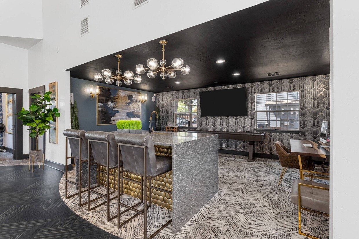 Raindance Apartments in Oklahoma City, OK