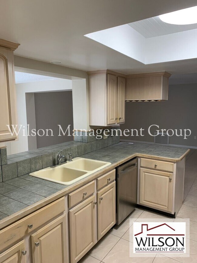 Building Photo - 3 br, 2 bath House - 620 Lakespur Lane