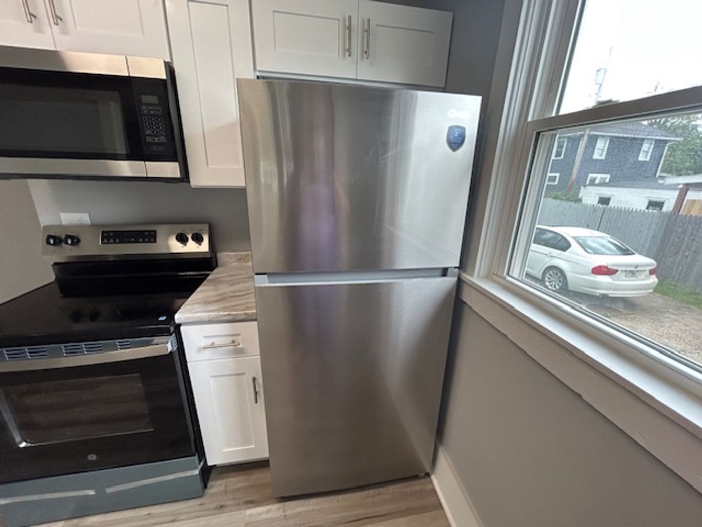 841-841 Allison Ave Lorain, OH 44052 – photo 4