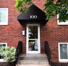 Building Photo - 106 Grandview Ct