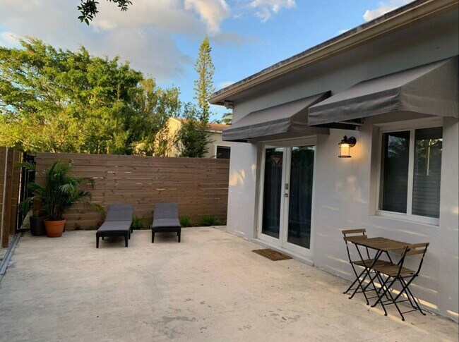 Foto del edificio - 2605 SW 24th Ave