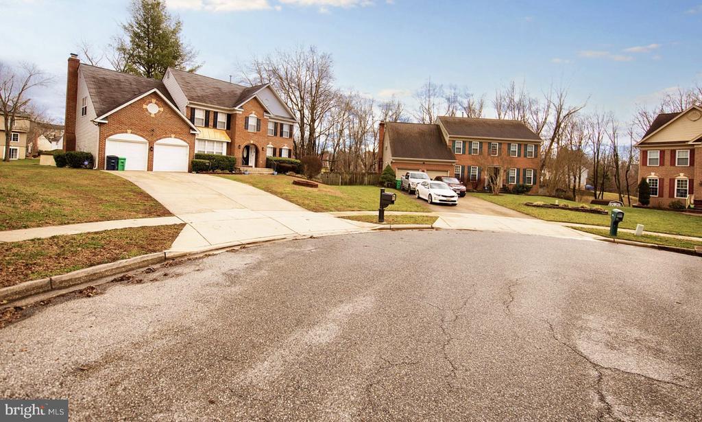 Primary Photo - 6110 Omar Ct