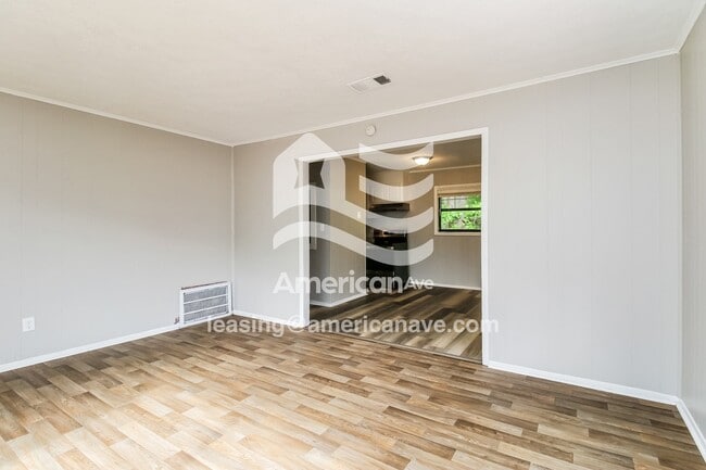Building Photo - 9121 Morris Dr SW