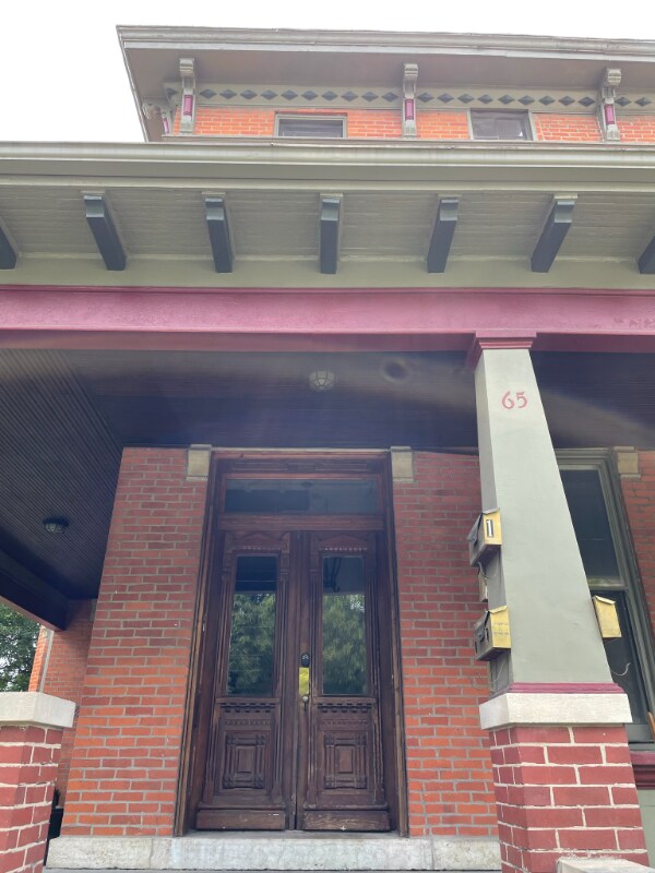 Foto del edificio - 65 Smith Pl