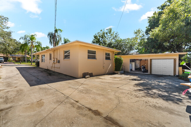 Foto del edificio - 22 N Hillcrest Ave
