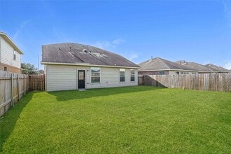 Building Photo - 16 Leisure Shore Ct