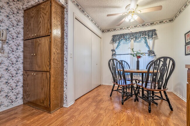 Foto del edificio - 16 Dulzura Ln