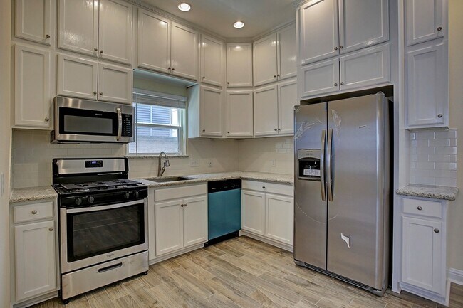 Foto del edificio - 1541 Ashland St