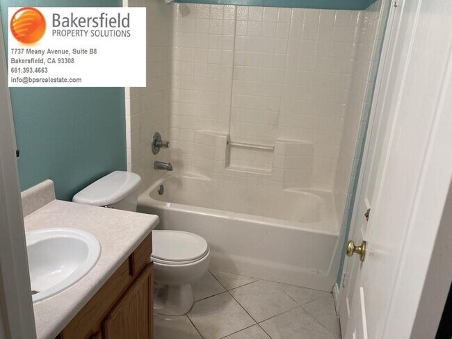 Building Photo - 325 Tanner Michael Dr