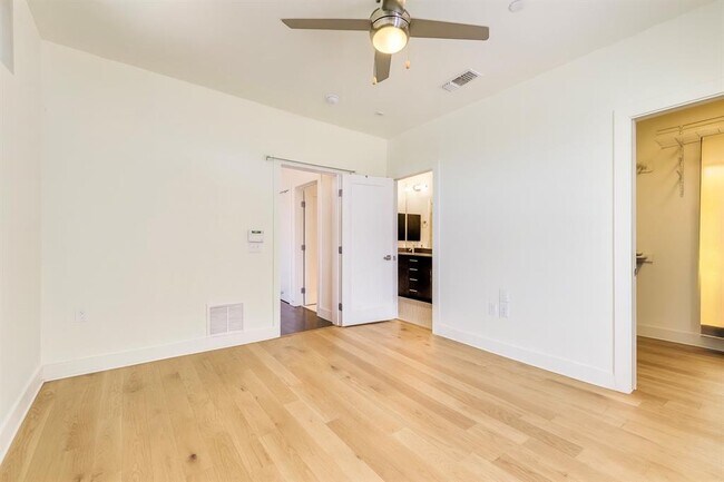 Foto del edificio - 2801 Dulce Ln