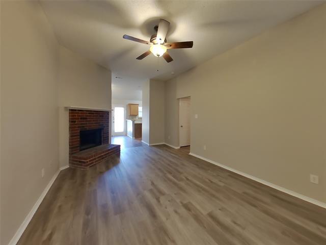 Building Photo - 409 Roan Ln